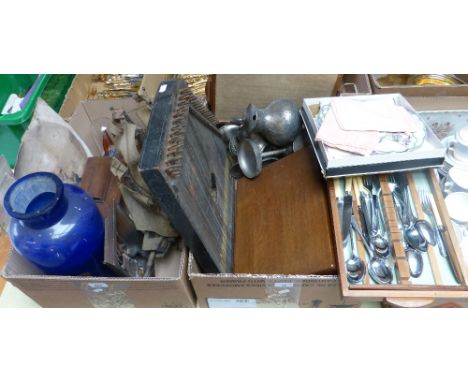 A mahogany tea caddy, cased cutlery, Zither Brittania plated ware, glass ship under dome etc. (2)