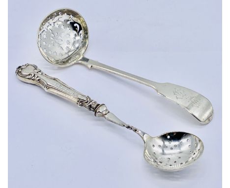 An Exeter silver fiddle pattern sifting ladle dated 1872, Thomas Stone (weight 48.7g) along with a silver handled sifting spo