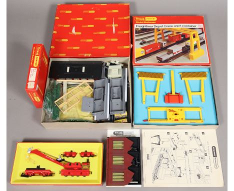 A Tri-ang/Hornby scale model “Freightliner Depot Crane and 1 container” (R.675); a ditto model engine shed (Double Track) (R.