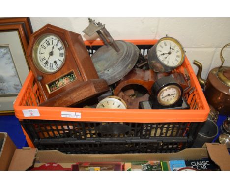 BOX OF MANTEL CLOCKS AND CLOCK MOVEMENTS
