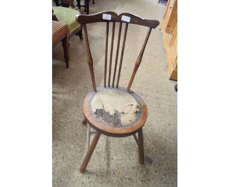 SMALL EDWARDIAN CIRCULAR SEATED SIDE CHAIR WITH STICK BACK