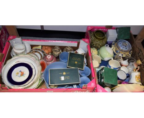Ceramics - Wedgwood Jasperware including vases, dishes, bowl, etc.; a Susie Cooper teapot, cup and saucer; other ceramics inc
