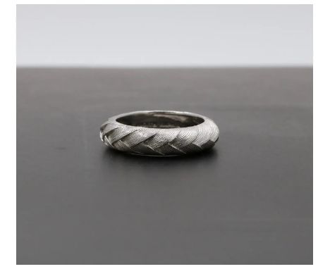 Vintage Judith Ripka Weave 925 Sterling Silver Ring Band Maker: Judith Ripka  Metal: 925 Sterling Silver  Ring Size: 7 by 5.5