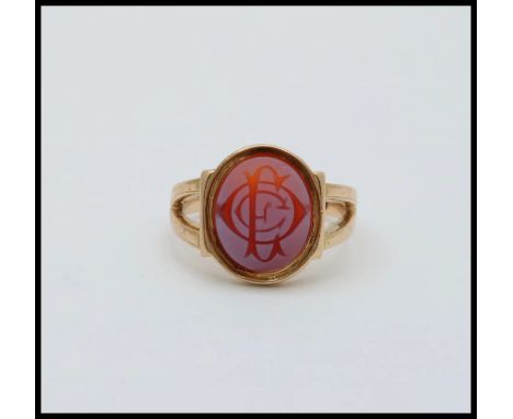 Vintage England 15K Yellow Gold Sardonyx Intaglio Ring.                       Metal: 15K Yellow Gold  Weight: 4.5 grams  Ston