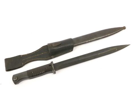 A Second World War German K98 Bayonet, with blued finish, the fullered blade stamped Coppel G.m.b.H. and numbered 882/e, with
