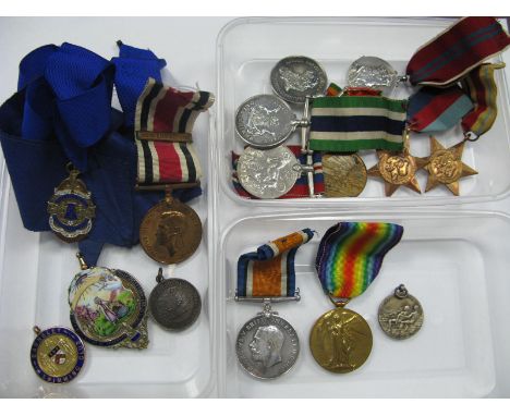 An Interesting Set of Three Groups of Medals to Family Jackson, the first group comprises WWI Victory and War Medals to 2-202