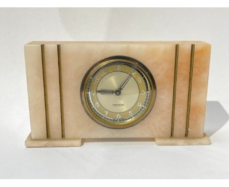 A Mercedes deco onyx mantel clock, 12.5cm x 23cm x 5.5cm 