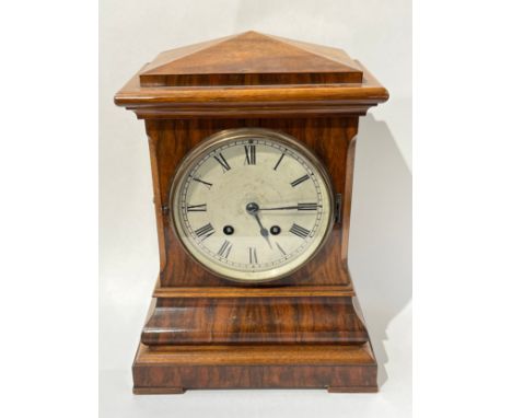 A 20th Century Leuzkirch walnut bracket clock with silvered dial, 35cm x 25.5cm x 15.5cm 