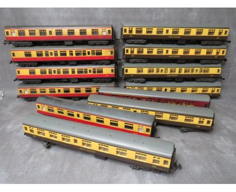 TWELVE LIMA O GAUGE CARRIAGES, to include four GWR examples