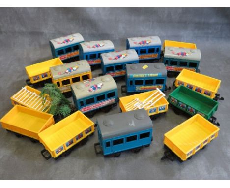 EIGHTEEN O GAUGE BUDDY OPEN WAGONS AND CARRIAGES 