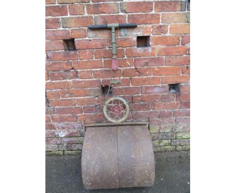 A PARKER WOOD BROTHERS CAST IRON ANTIQUE GARDEN ROLLER 
