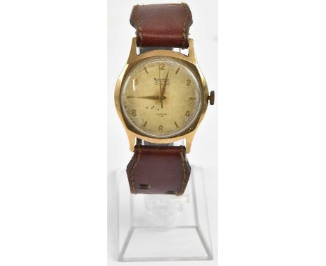 A gentleman's Rotary 9ct gold wristwatch, the patterned dial set with numbers at 2, 4, 6, 8, 10 and 12 o'clock, with baton ma