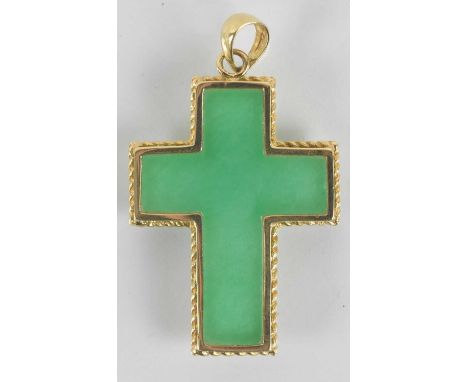 Standard VAT A 9ct yellow gold framed jade cross pendant, length including bail 36mm, approx 3.8g.PLEASE NOTE: VAT is payable