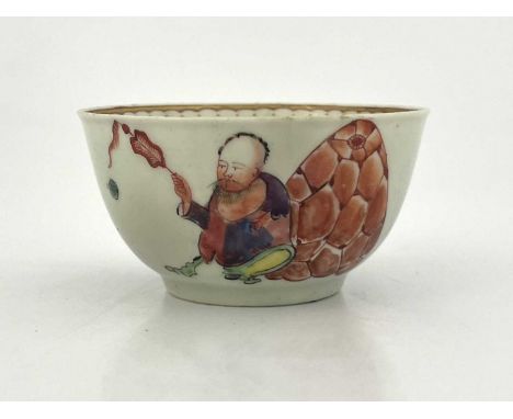 A Worcester polychrome tea bowl, circa 1760, painted with Chinese figures and a man with boulder, 7cm diameter