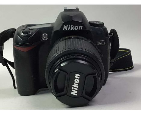 GROUP OF CAMERAS, including a Nikon D70s, a Polaroid Supercolor 635CL and others