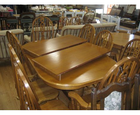 Modern Light Wood Garden Room Suite Comprising 6 + 2 Chairs &amp; Extending Table