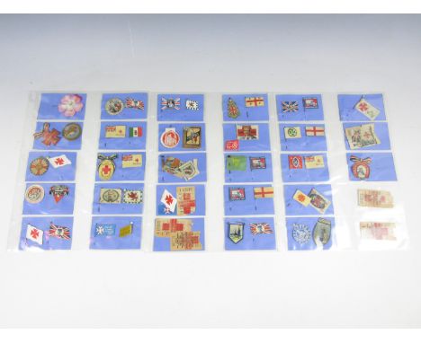 A quantity of First World War 'Flag Day' pin badges