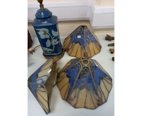 POTTERY LAMP BASE, 3 TIFFANY STYLE SHADES 