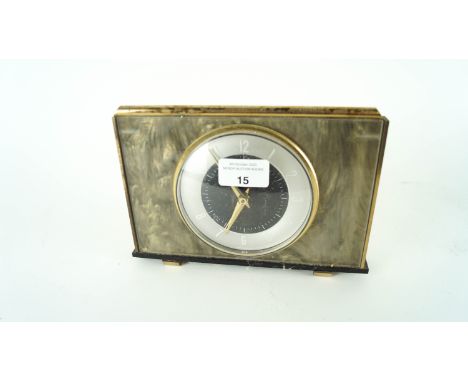 A 1970's retro vintage mantel clock