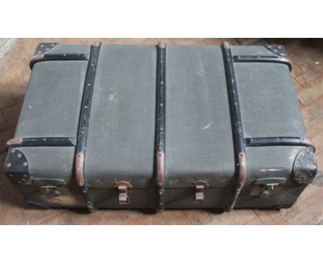 A Hegaro wood bound canvas steamer trunk, with internal tray, 92cm; with two tan leather suitcases (3)