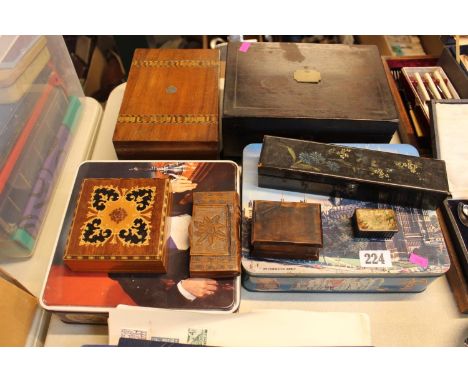 Collection of 19thC and later boxes inc Snuff box, Jewellery case etc 