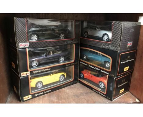 4 Maisto Special Edition 1:18 diecast model cars in original boxes &amp; 2 Maisto Silver Edition 1.18 diecast model cars in o