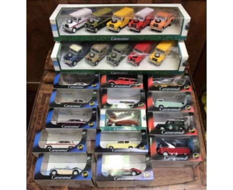14 boxed Cararama die cast scale 1:43 model cars &amp; 2x Cararama scale 1:43 - 5 Piece Set - Land Rovers (24) 