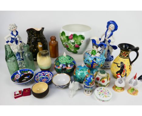 Mixed ceramics and vintage glass and stoneware. [W].