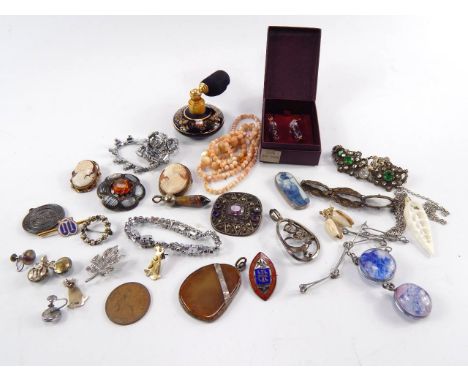 Silver and costume jewellery, including a Scottish agate set brooch, paste necklace and bracelet, Wycombe Abbey School silver