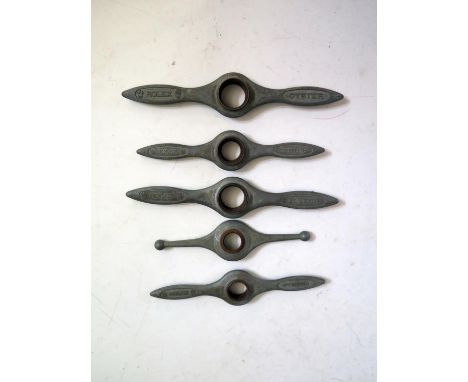 Five Rolex Oyster Opening Tools, 2x 28.3, 2x 26.5 and one 20.2mm 