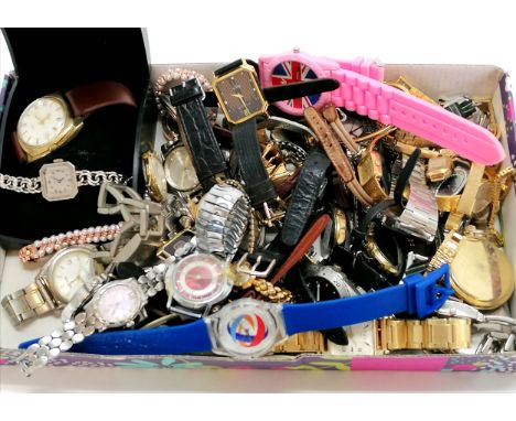 Qty of mechanical &amp; quartz watches inc silver cased Nisus (on silver bracelet), automatic gents Nisus, diamond set Rotary