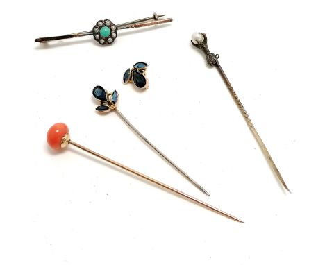 3 x gold (2 unmarked - blue stone marked 9ct) stick tie pins t/w 9ct marked gold turquoise / pearl bar brooch (metal pin) ~ t