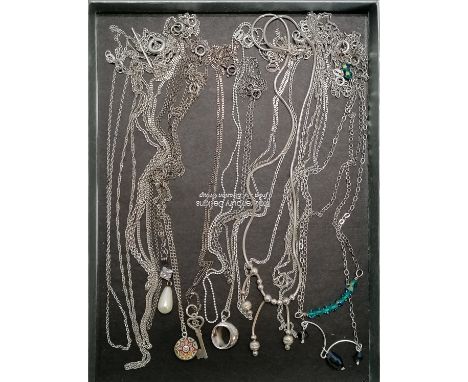 17 x silver necklaces (some with pendants inc pearl, bead, key etc) - 43g total weight 