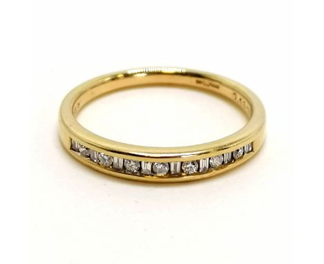 18ct hallmarked gold diamond set (baguettes &amp; brilliant cut totalling 0.13ct) half eternity ring - size K &amp; 2.3g tota