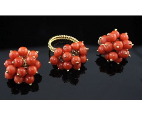 A pair of 18ct gold and trembleuse cluster coral bead ear clips and a similar unmarked gold ring, with spiral twist shank, ri