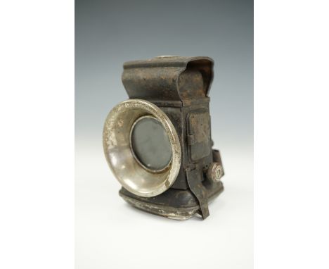 A late 19th / early 20th Century Lucas bicycle lamp, 12 cm