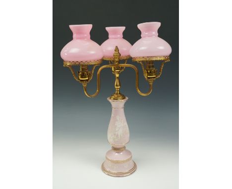 A kitsch 1970s Italian three branch table lamp, 48 cm