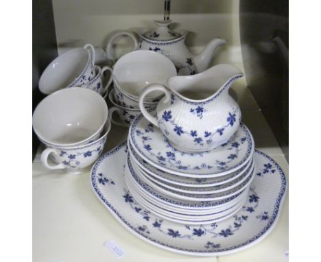 A Royal Doulton "Yorktown" tea service