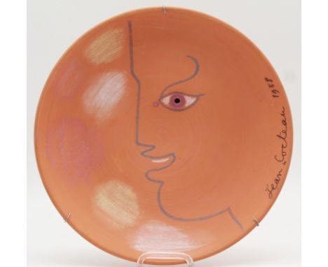   Jean COCTEAU (1889 - 1963). Gesicht. 1958  26 cm Durchmesser. Signiert und datiert 1958. Verso bezeichnet "Edition original