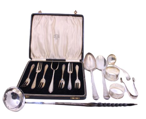 Selection of Sterling Silverware.  To include; a Set of Six Weighted Sterling Silver Butter Knives, Set of Six Sterling Silve