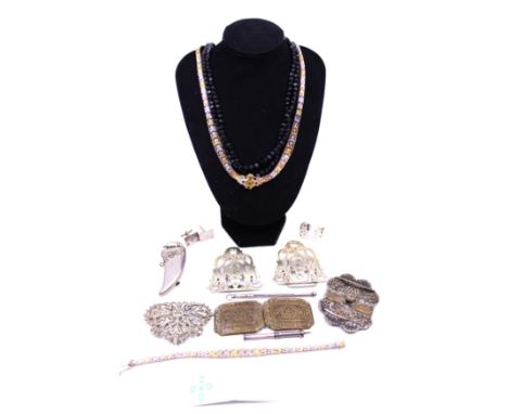 A Selection of Silver Jewellery, other Silver and Unmarked White Metal Items, Plated Items and Black Glass/Plastic Bead Neckl