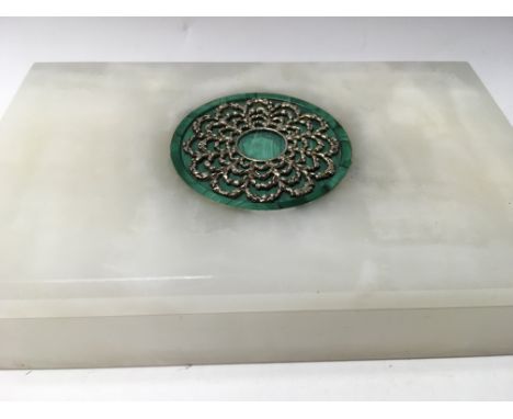 A Stuart Devlin onyx box the rectangle top inset with Malachite and silver Inset with silver hinge 18 cm x 11 cm