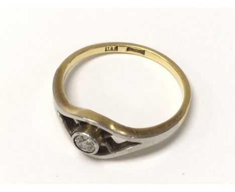18ct 1/4ct solitaire diamond ring. Approx size K. Postage Category A.