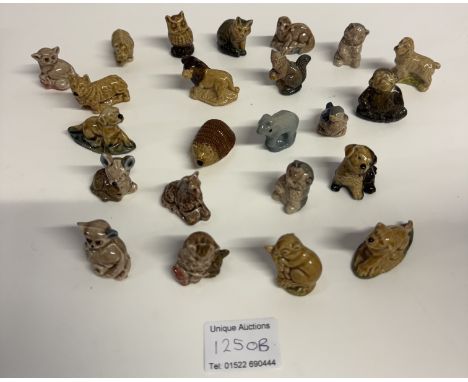 A quantity of Wade Whimsies