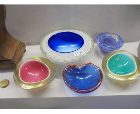 Five good studio glass bowls.Large white & blue bowl has no names & a diameter of 21.5cm. The Gold & red bowl has no damage '