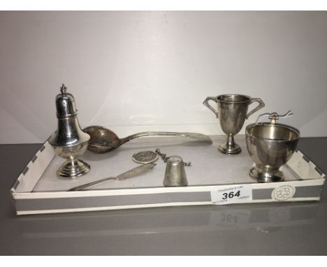 1 TRAY OF SILVER ITEMS INC LADLE 197G (7)