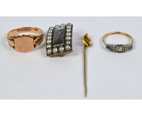 A 9ct gold signet ring, approx 4g, a five stone dress ring, a Victorian rectangular mourning brooch centred with plaited hair