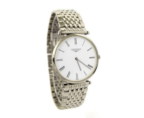Longines Le Grande Classique stainless steel gentleman's bracelet watch, ref. L4 709 4, no. 31650886, circular white dial wit