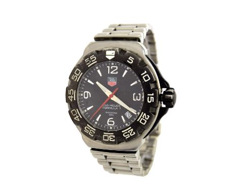Tag Heuer Formula 1 Professional 200m stainless steel gentleman's bracelet watch, ref. WAC1110, no. DF1567, black dial, Tag H