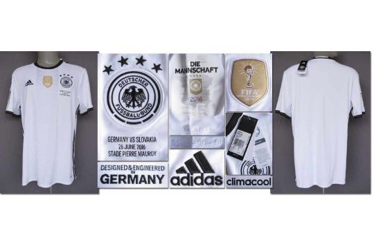 EURO 2016 football shirt Germany DFB Trikot 2016 Neue adidas DFB Trikots made in Germany